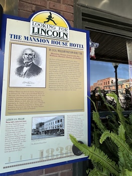 william watson hotel