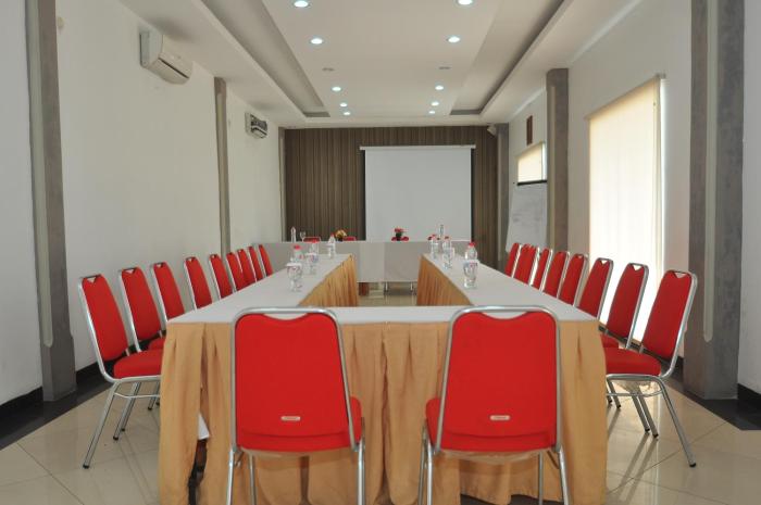 grand malaka ethical hotel