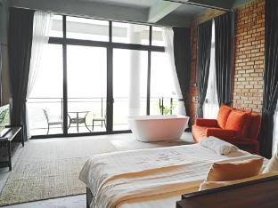 The Suncity Inn,,2 star