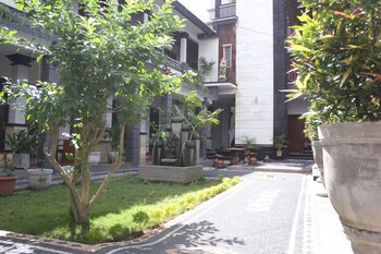 new asta graha homestay