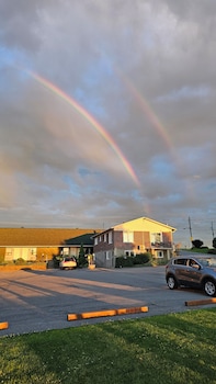 hotel oasis lac stlouis