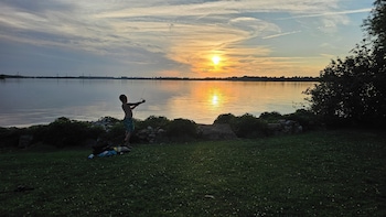 hotel oasis lac stlouis