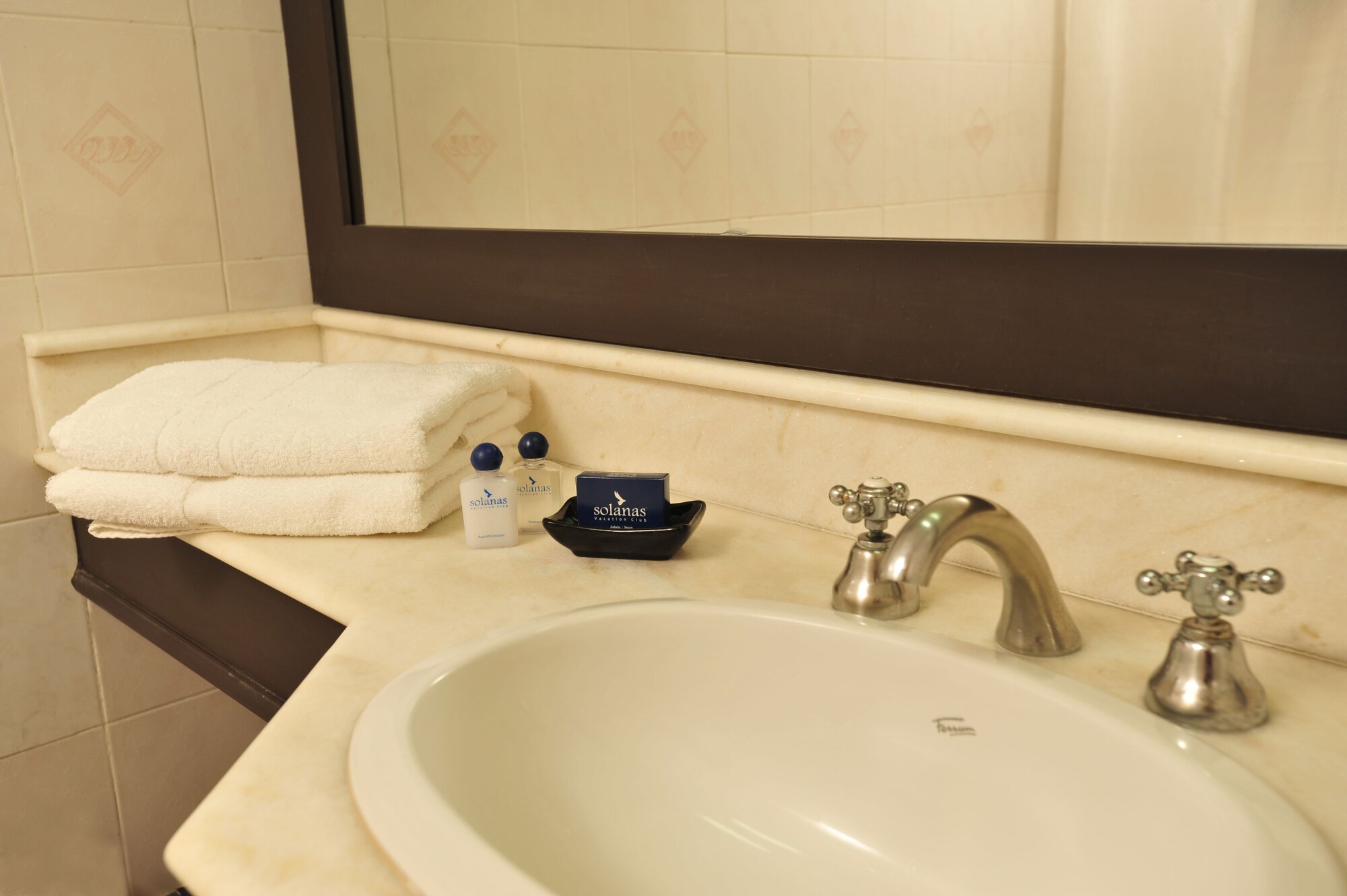 solanas punta del este and crystal beach