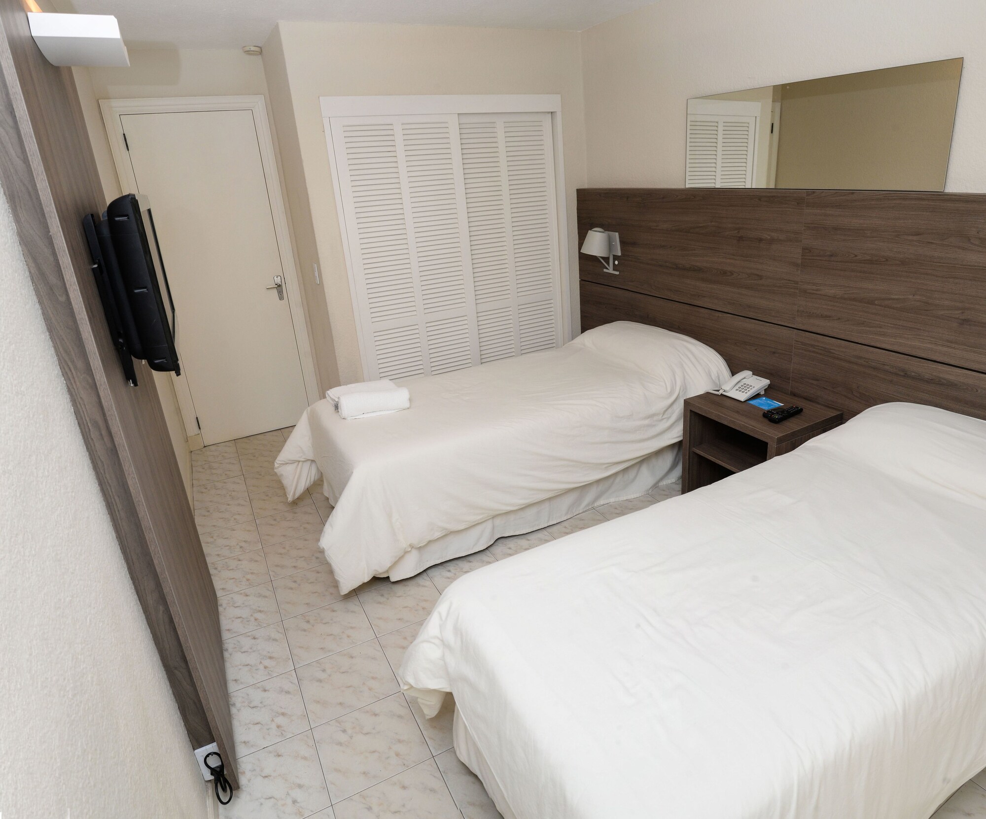 solanas punta del este and crystal beach