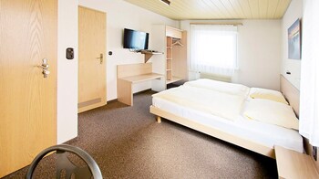 hotel victoria