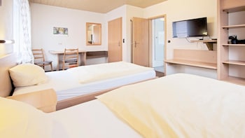 hotel victoria