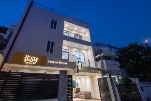 Itsy Hotels Villa,,3 star