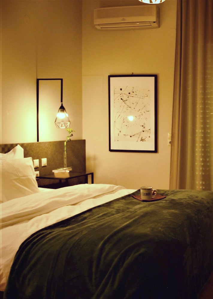alexakis hotel and spa
