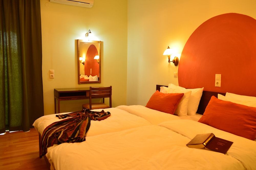alexakis hotel and spa