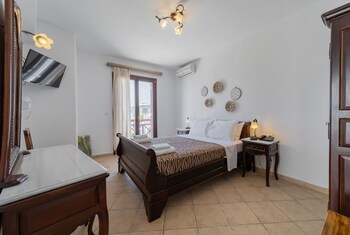 hotel anemomilos