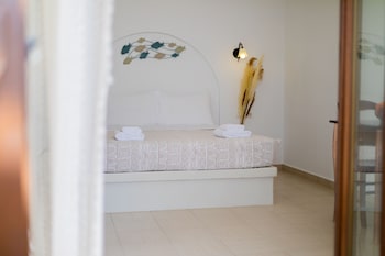 hotel anemomilos