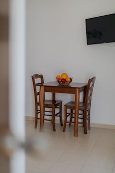 hotel anemomilos