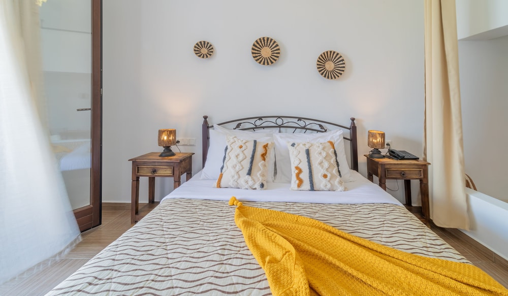 hotel anemomilos