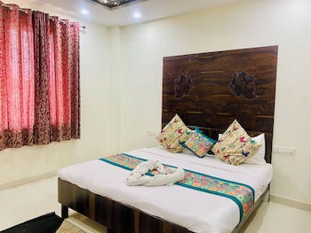 the raj place