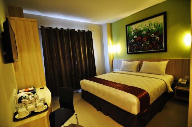 rangkayo basa halal hotel