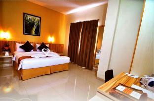 rangkayo basa halal hotel