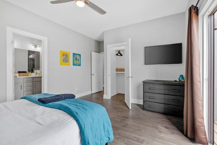 rhythm and view broadway groups secure garage