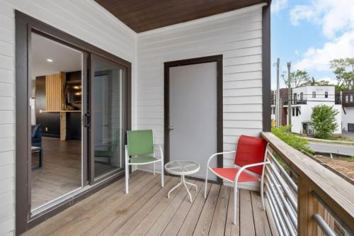 rhythm and view broadway groups secure garage
