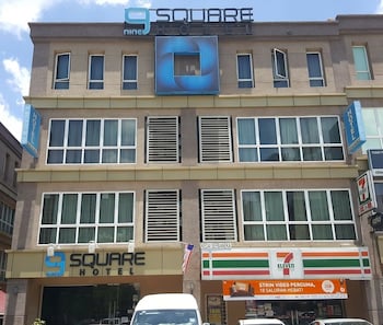 9 Square Hotel - Kota Damansara,Near Kidzania,3 star