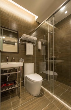 royal rose hotel ximen