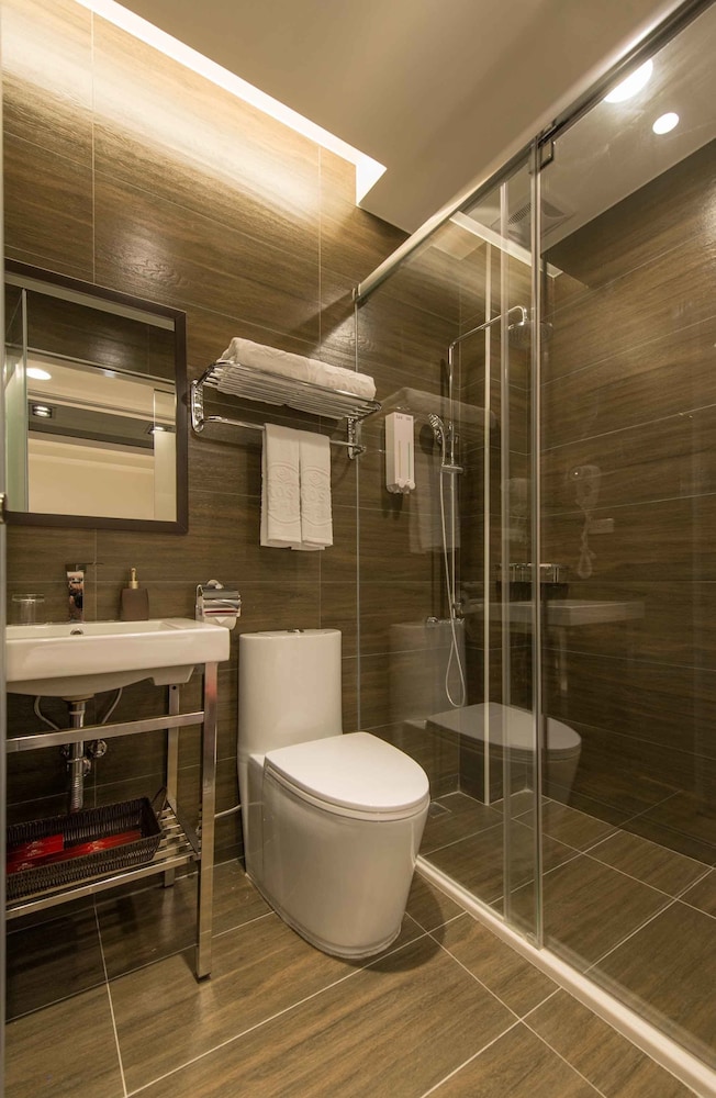 royal rose hotel ximen