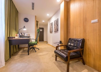 royal rose hotel ximen