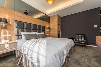 royal rose hotel ximen