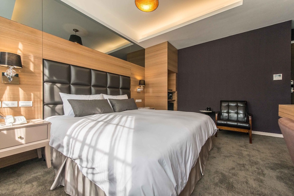 royal rose hotel ximen
