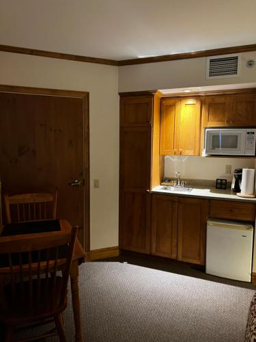 The Marble Villa,Deer Lake>>Corner Brook,3 star