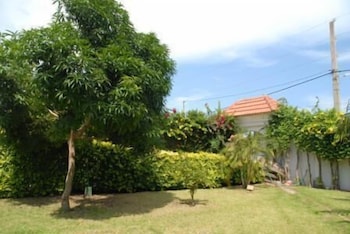 Hotel Casa Cornelia,Cotonou>>Agblangandan,3 star