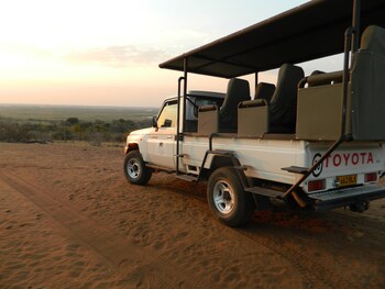 Kwalape Safari Lodge,Impalila Island>>Chobe,3 star