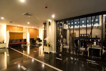 sea me spring tree hotel adults only