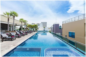 sea me spring tree hotel adults only