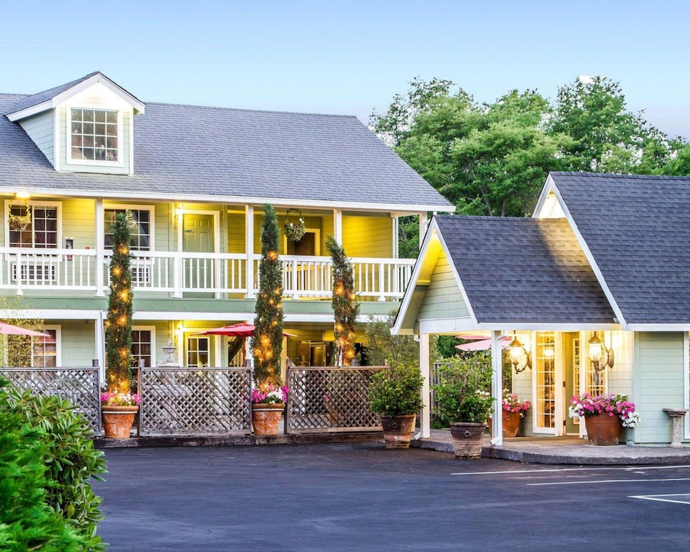 The Inn At Baechtel Creek,Mendocino>>California,3 star