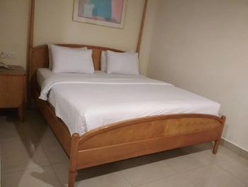 lotus hotel masjid india