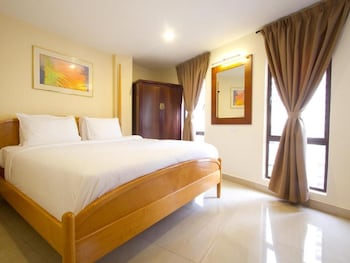 lotus hotel masjid india