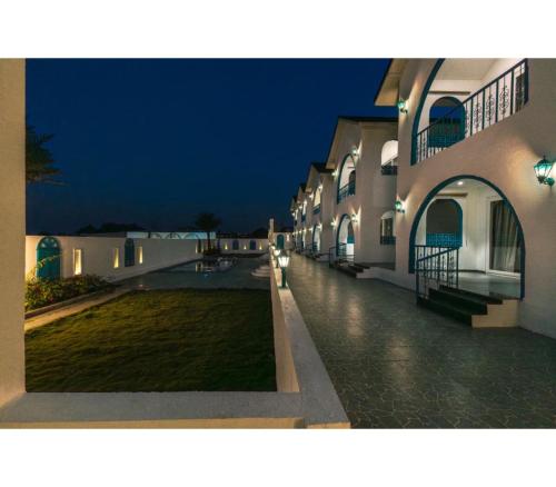larissa resort