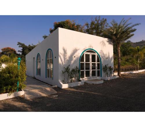 larissa resort