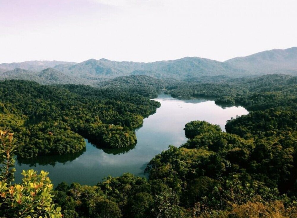 new wave hotel melawati