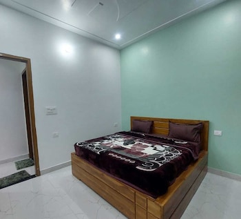 Himalayan View Stay Shehar Wala Ghar,Kaliu Mandir Enclave,2 star