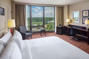 cherry hill hotel