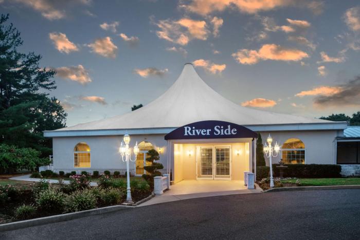 cherry hill hotel