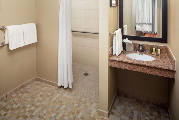 cherry hill hotel