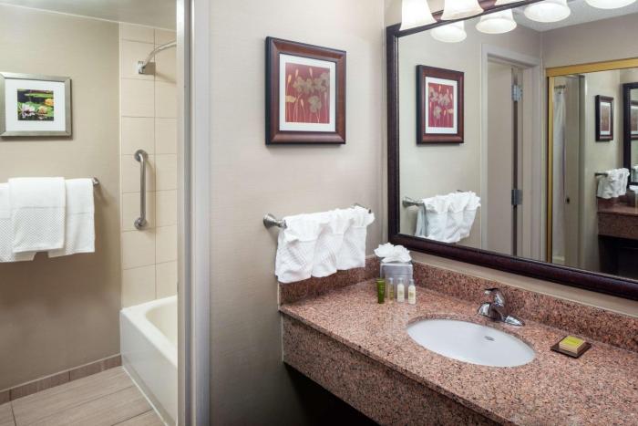 cherry hill hotel