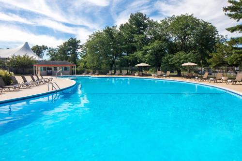 cherry hill hotel