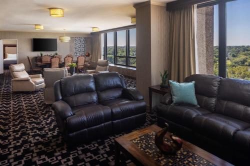 cherry hill hotel