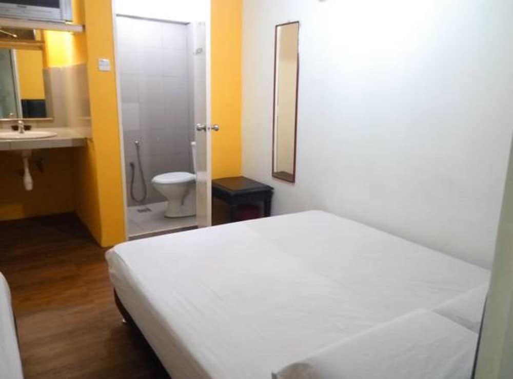 petaling street hotel chinatown