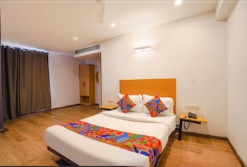 Ramayan Inn Hotel,Cp 1 Patrakarpuram Rd,3 star