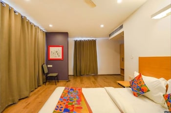 Ramayan Inn Hotel,Cp 1 Patrakarpuram Rd,3 star