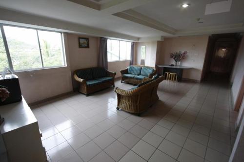 century hotel inanam